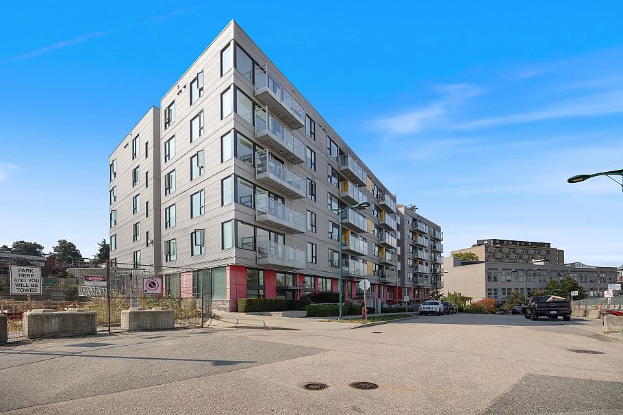 619 384 E 1st Avenue Vancouver, BC - 25