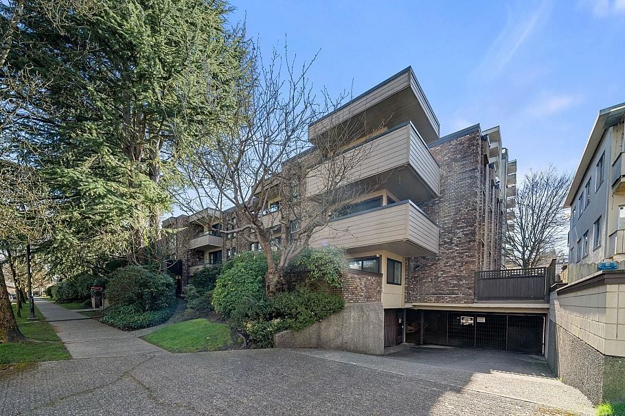 208 1266 W 13th Avenue Vancouver, BC - 36