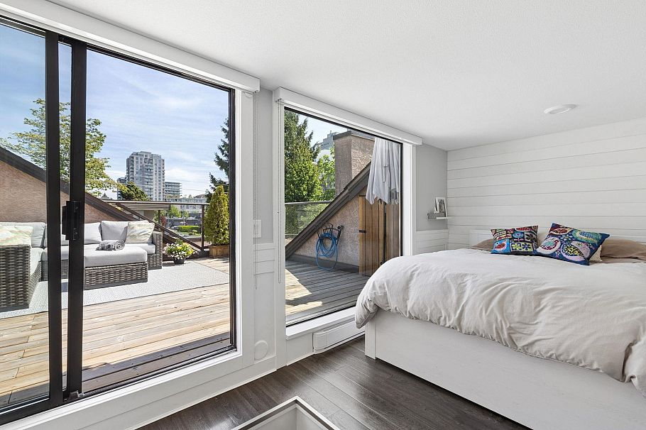 303 1702 Chesterfield Avenue North Vancouver, BC - 26