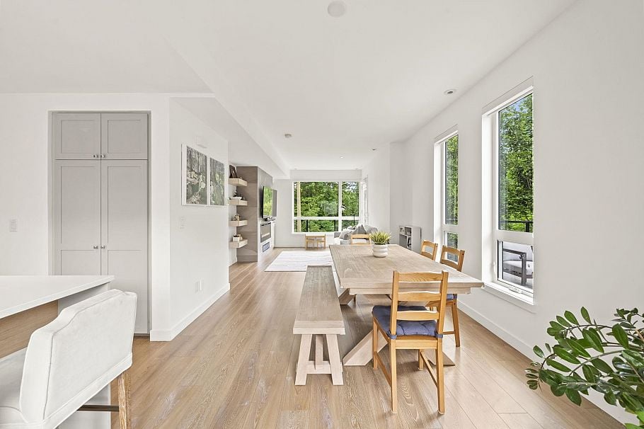 7 856 Orwell Street North Vancouver, BC - 7