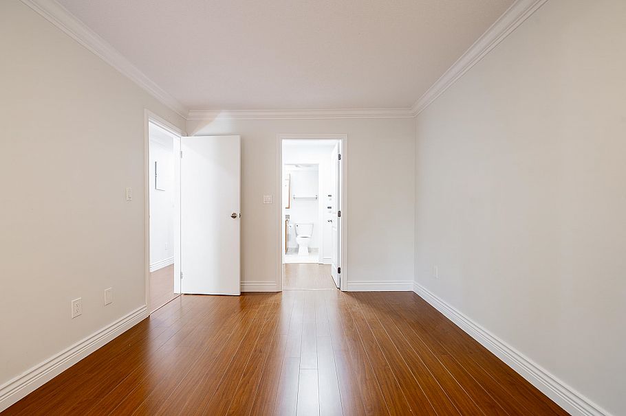 301 2320 W 40th Avenue Vancouver, BC - 17