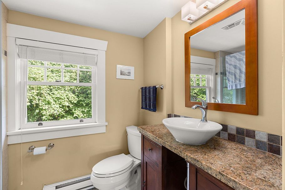 5662 Laburnum Street Vancouver, BC - 25