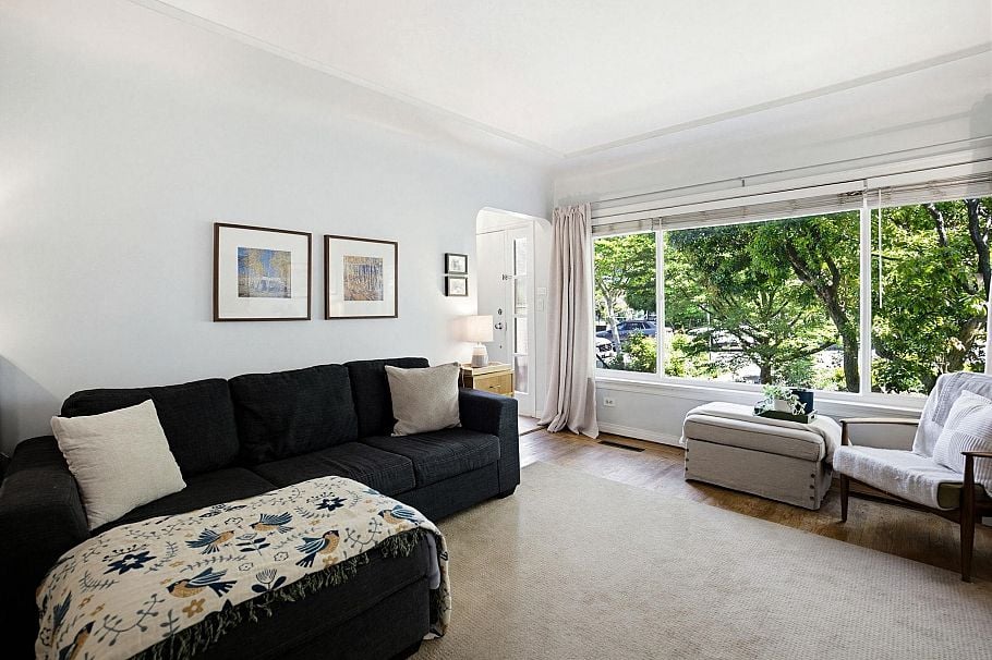 4291 Brant Street Vancouver, BC - 4