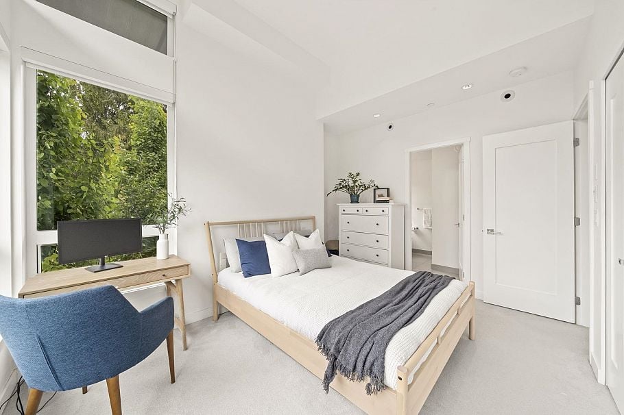 7 856 Orwell Street North Vancouver, BC - 18