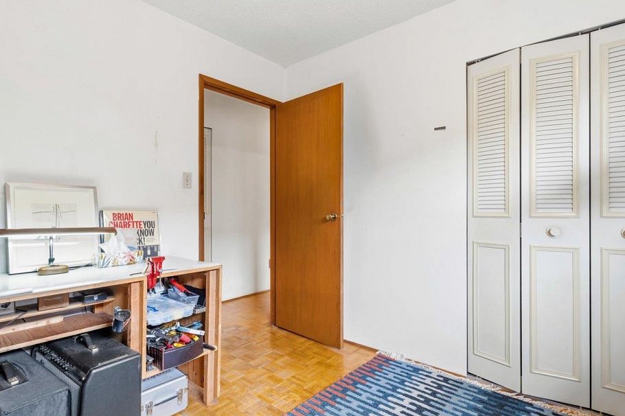 7611 Oak Street Vancouver, BC - 20