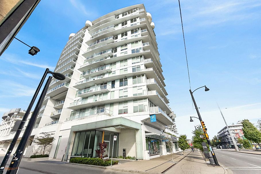 312 2220 Kingsway Vancouver, BC - 1