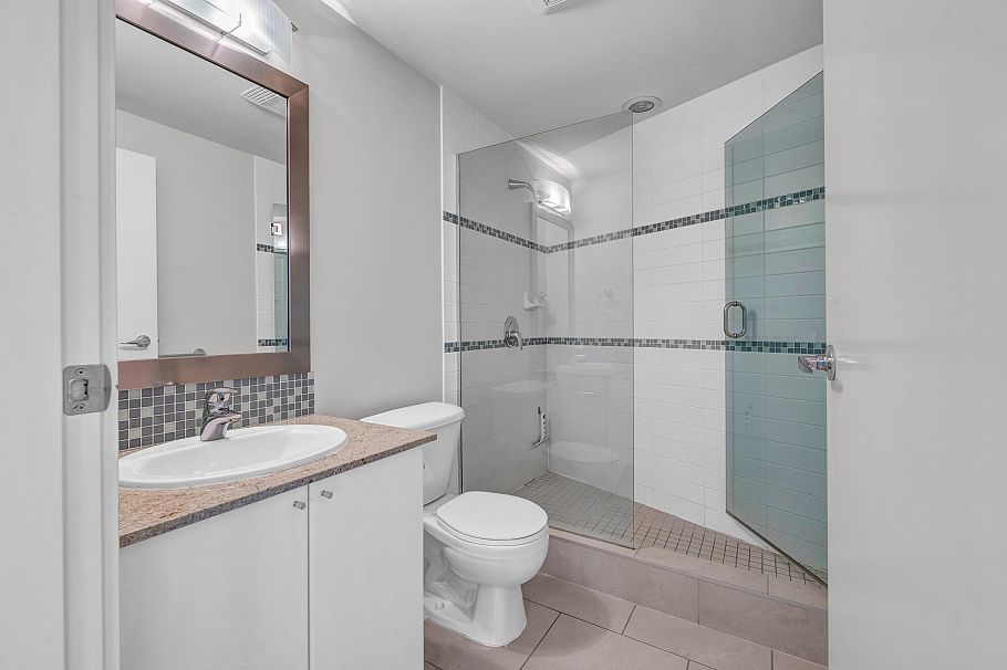 3201 1188 W Pender Street Vancouver, BC - 8