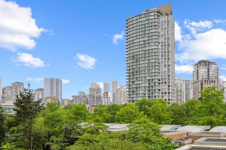 502 1033 Marinaside Crescent Vancouver, BC - 18