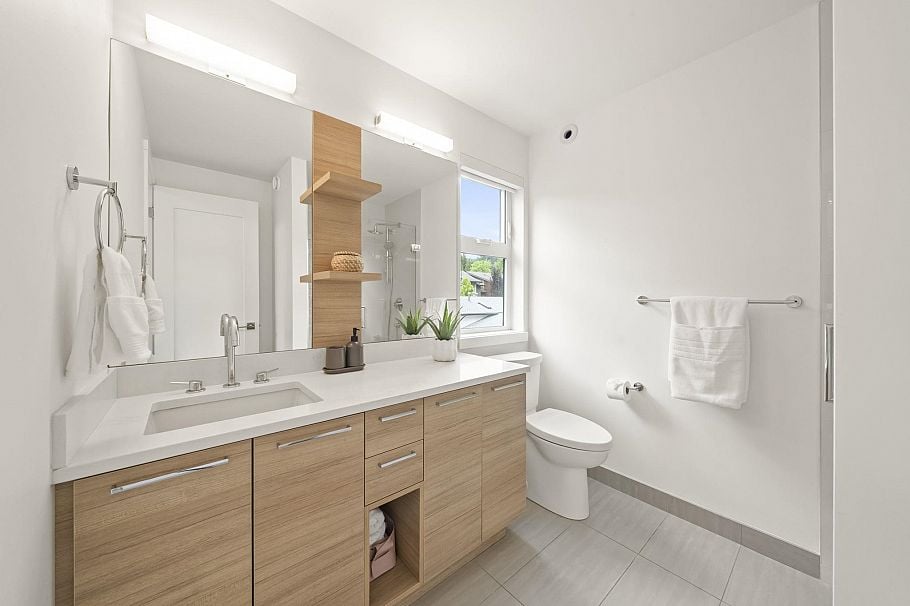 7 856 Orwell Street North Vancouver, BC - 20