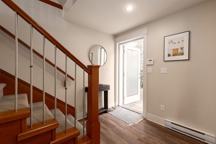 1077 Salsbury Drive Vancouver, BC - 25