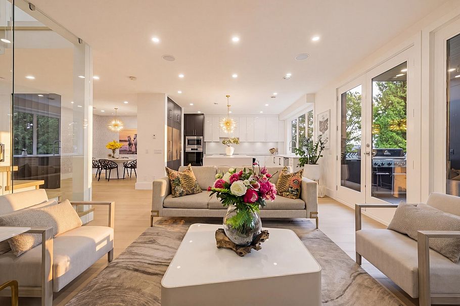 919 E 4th Street North Vancouver, BC - 18