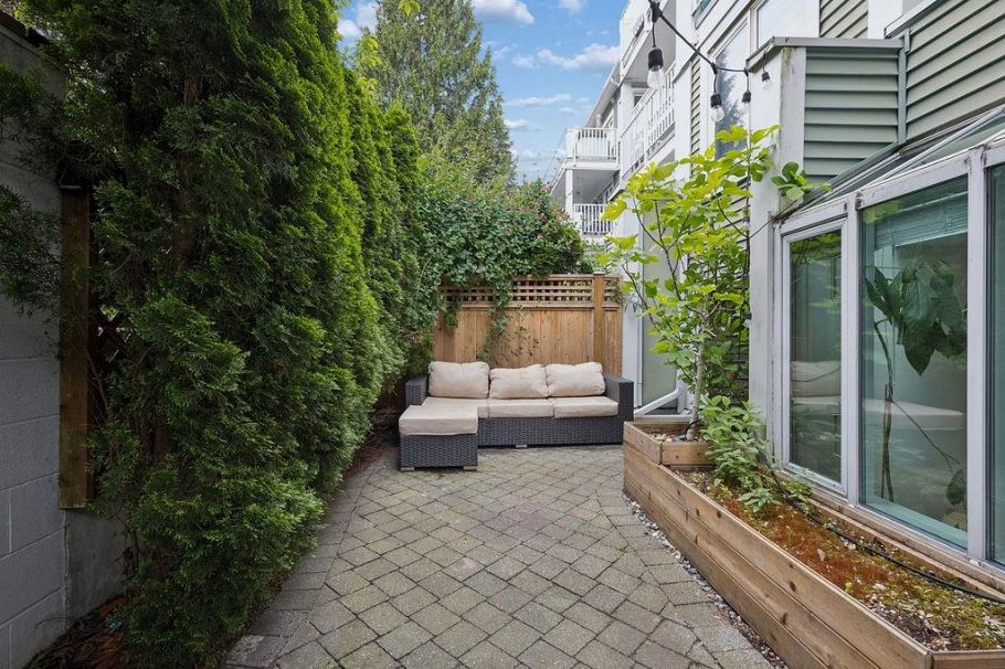 2 1949 W 8th Avenue Vancouver, BC - 27