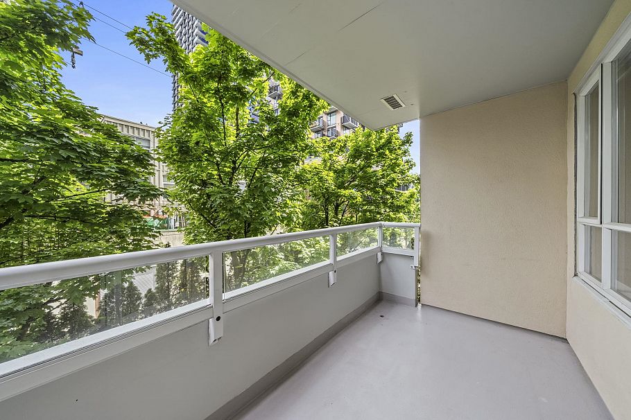 311 3489 Ascot Place Vancouver, BC - 21
