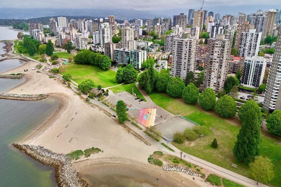 307 1146 Harwood Street Vancouver, BC - 4