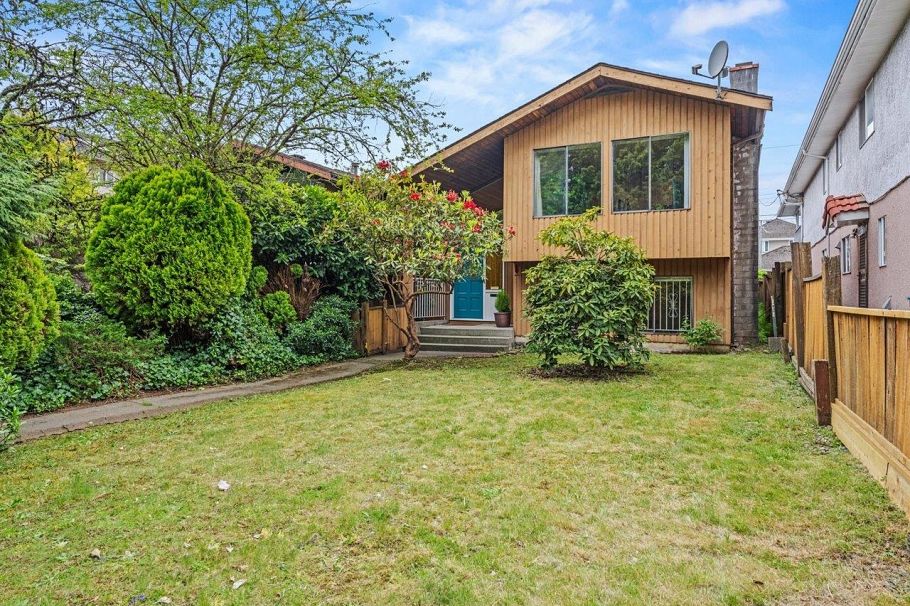 7611 Oak Street Vancouver, BC - 38