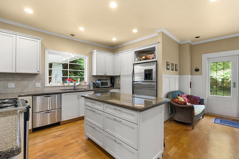 5662 Laburnum Street Vancouver, BC - 7