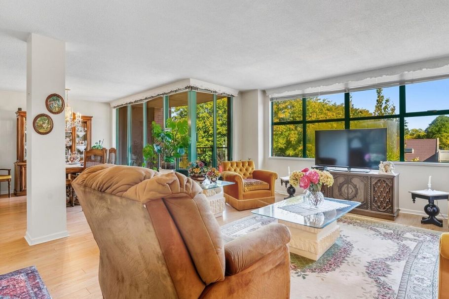 412 518 W 14th Avenue Vancouver, BC - 4