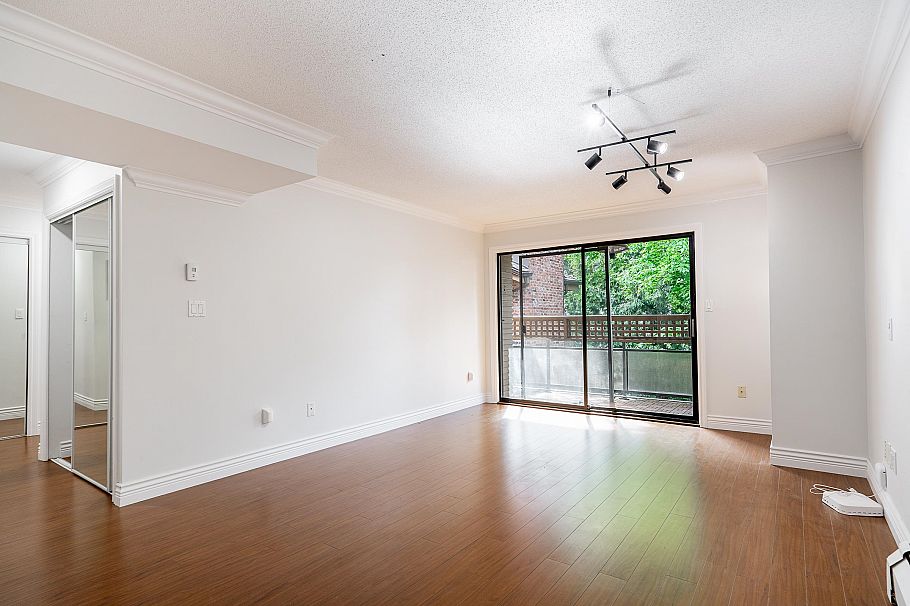 301 2320 W 40th Avenue Vancouver, BC - 13