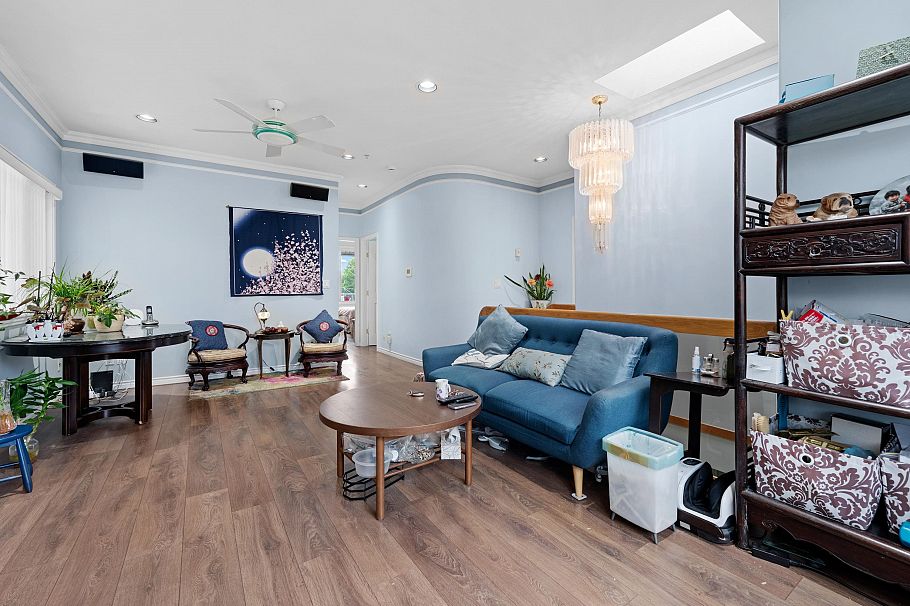 104 E 63rd Avenue Vancouver, BC - 9