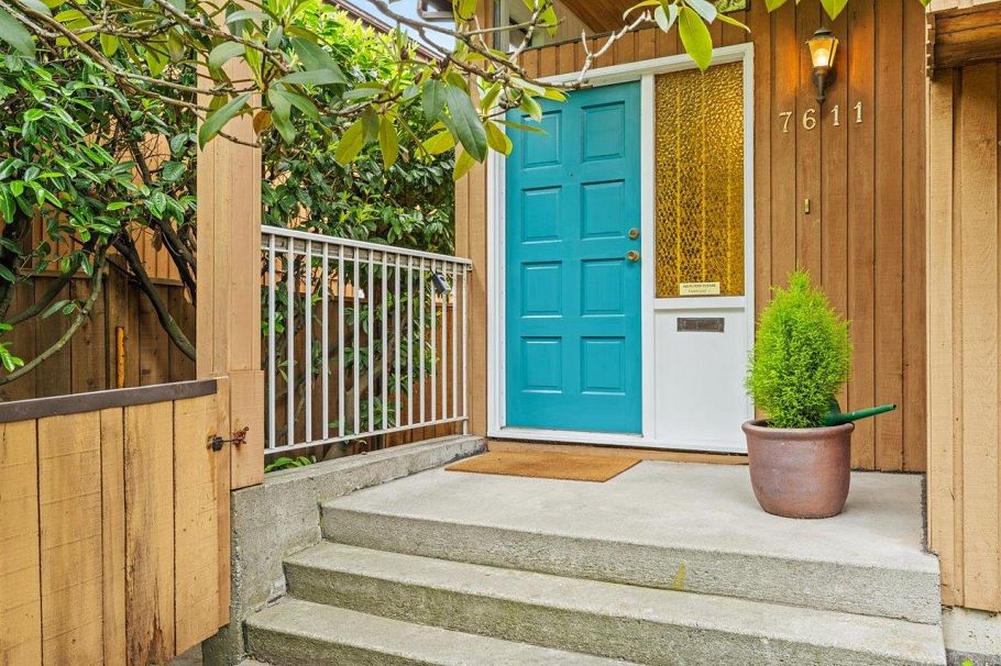 7611 Oak Street Vancouver, BC - 37