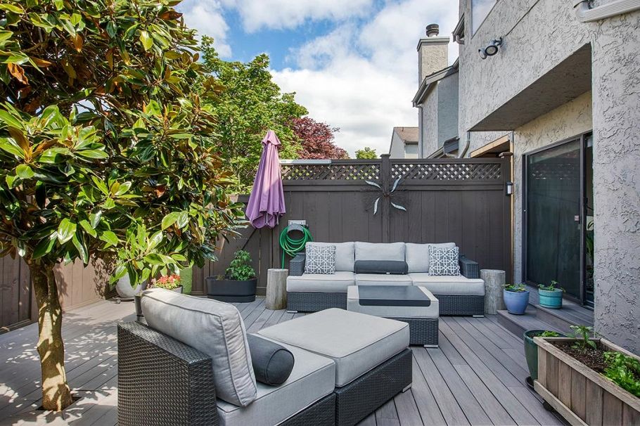 21 230 W 14th Street North Vancouver, BC - 14