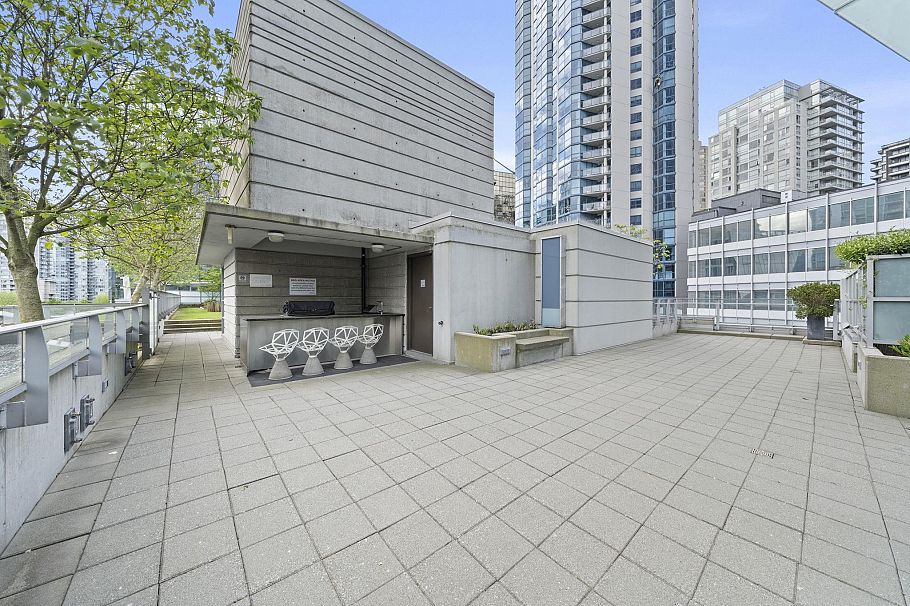 201 1409 W Pender Street Vancouver, BC - 24
