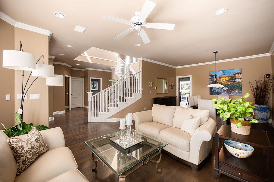 228 W Kings Road North Vancouver, BC - 5