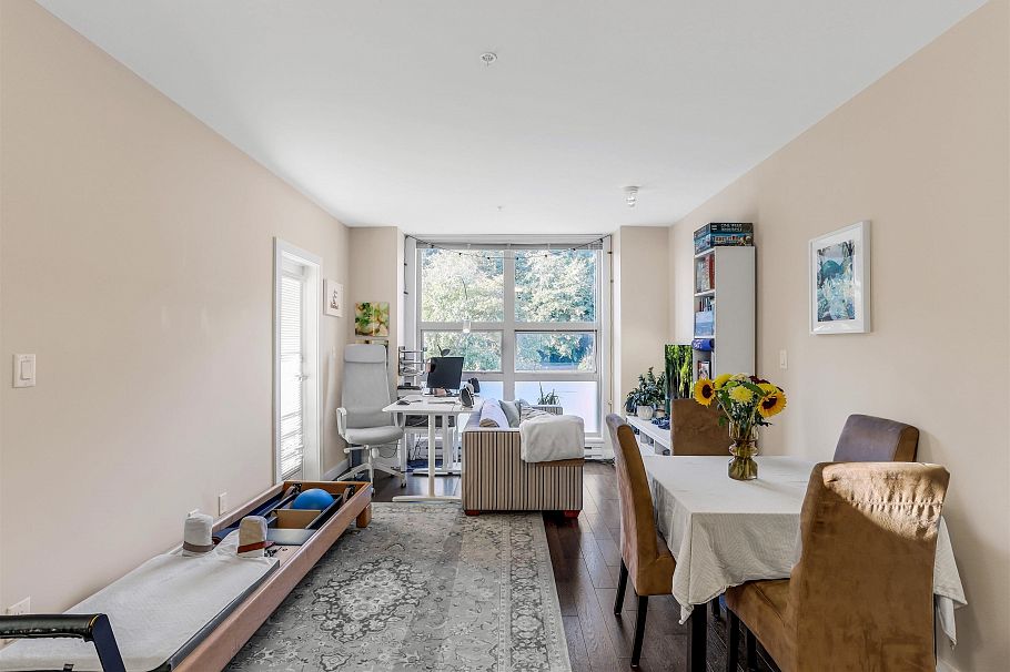 204 1177 Marine Drive North Vancouver, BC - 12