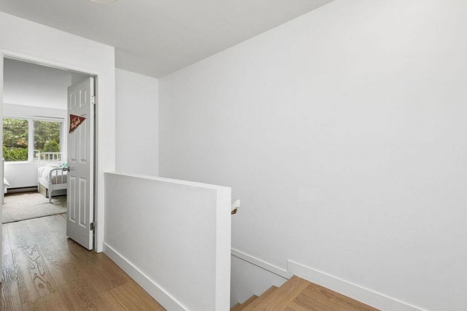 2 1949 W 8th Avenue Vancouver, BC - 20