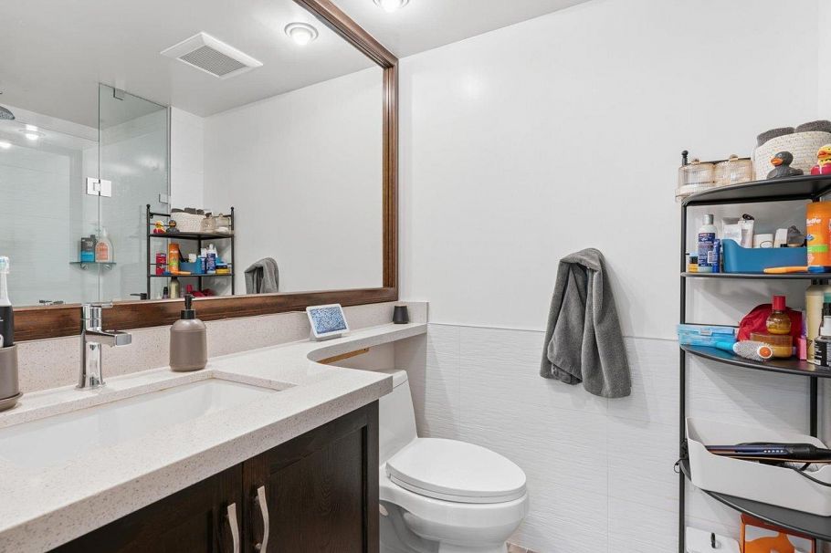 502 1033 Marinaside Crescent Vancouver, BC - 14