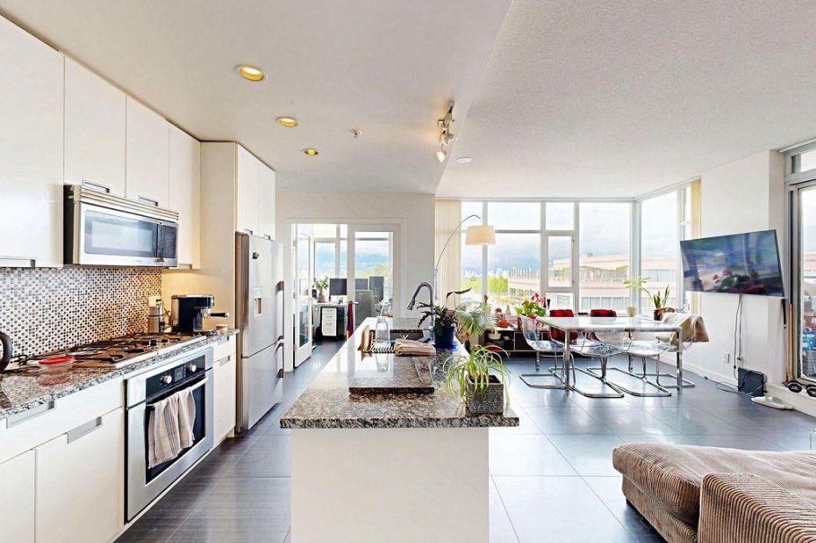 865 2080 W Broadway Vancouver, BC - 6