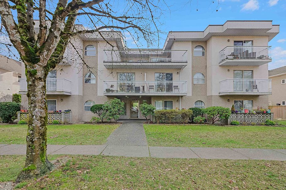 303 458 E 44th Avenue Vancouver, BC - 24