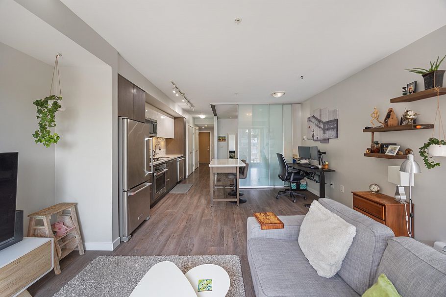 619 384 E 1st Avenue Vancouver, BC - 3