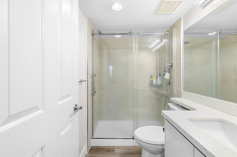 206 3668 Rae Avenue Vancouver, BC - 27