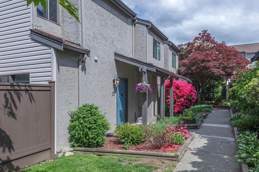 21 230 W 14th Street North Vancouver, BC - 27
