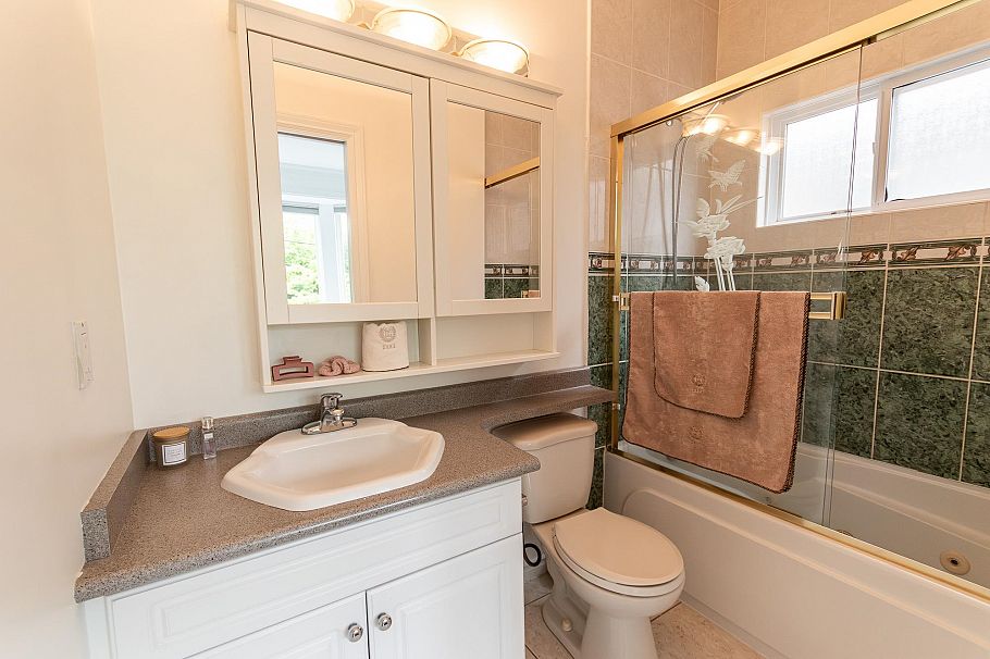 4778 Killarney Street Vancouver, BC - 12