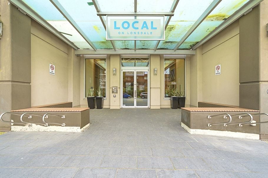 705 135 E 17th Street North Vancouver, BC - 2