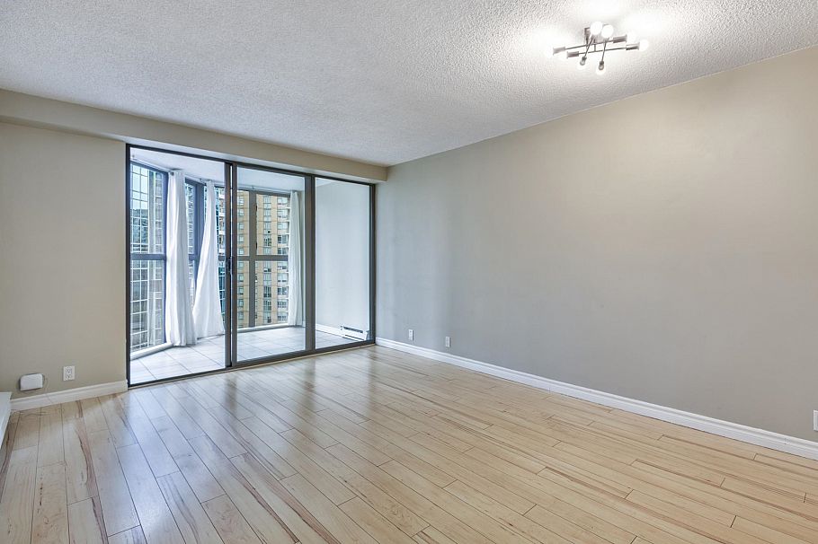 1104 789 Drake Street Vancouver, BC - 2