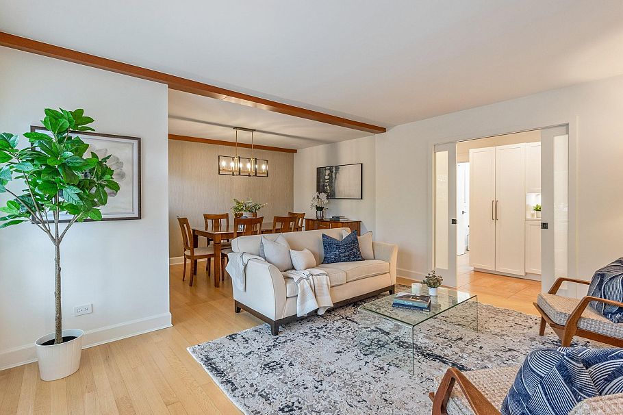 4467 St. George Street Vancouver, BC - 6