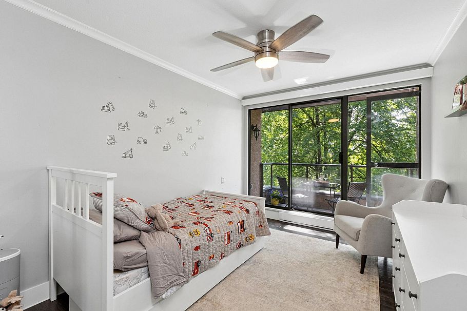 303 1702 Chesterfield Avenue North Vancouver, BC - 19