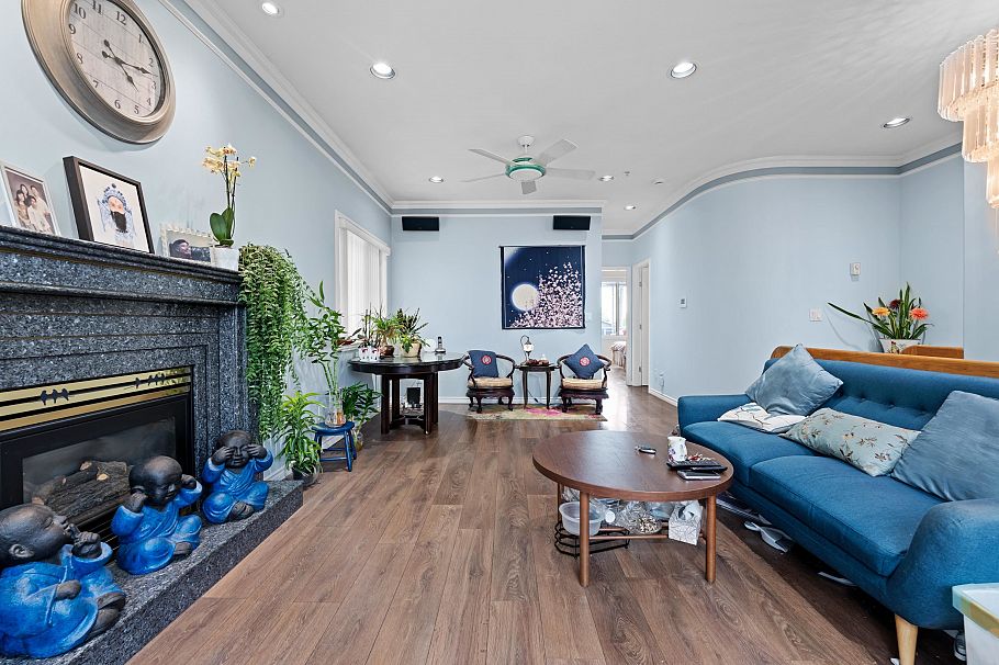 104 E 63rd Avenue Vancouver, BC - 5