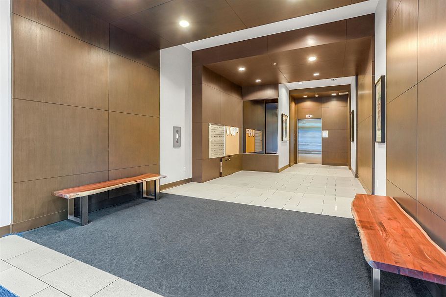 204 1177 Marine Drive North Vancouver, BC - 24