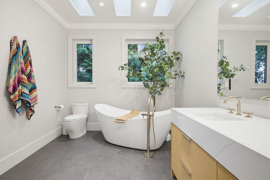 4021 W 34th Avenue Vancouver, BC - 22