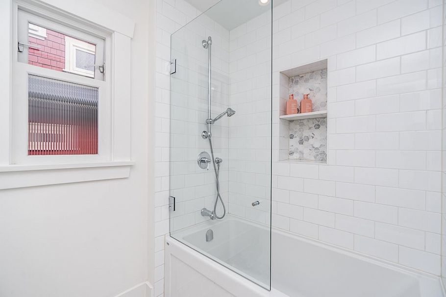 2230 Waterloo Street Vancouver, BC - 18