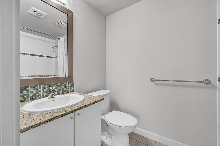3201 1188 W Pender Street Vancouver, BC - 21