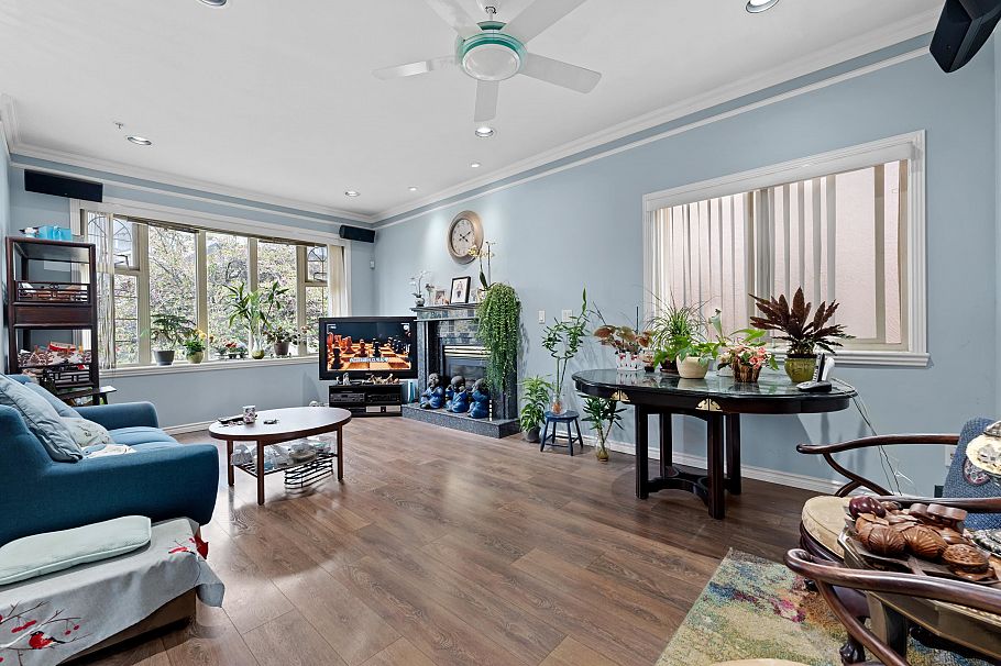 104 E 63rd Avenue Vancouver, BC - 8