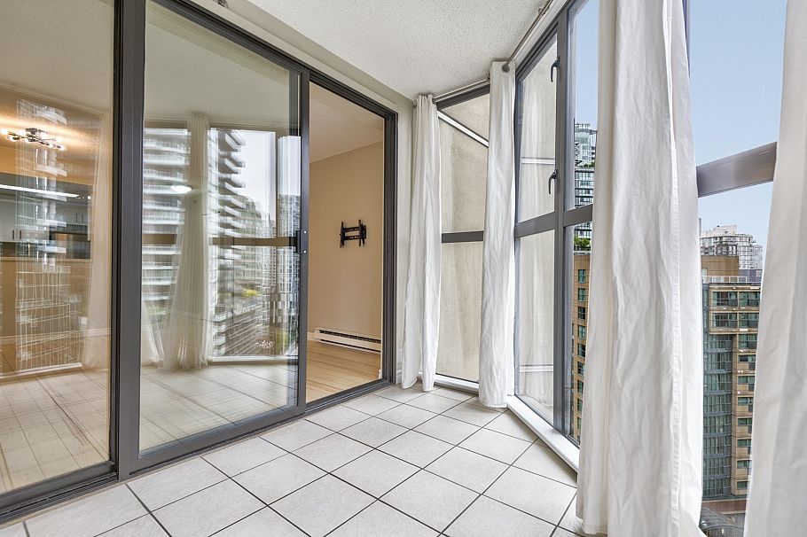 1104 789 Drake Street Vancouver, BC - 23