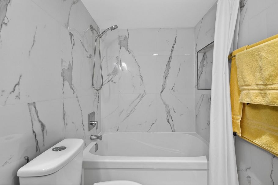 1005 811 Helmcken Street Vancouver, BC - 16