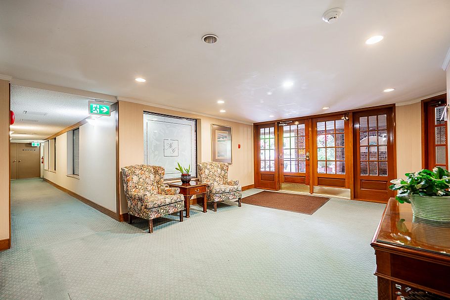 301 2320 W 40th Avenue Vancouver, BC - 30