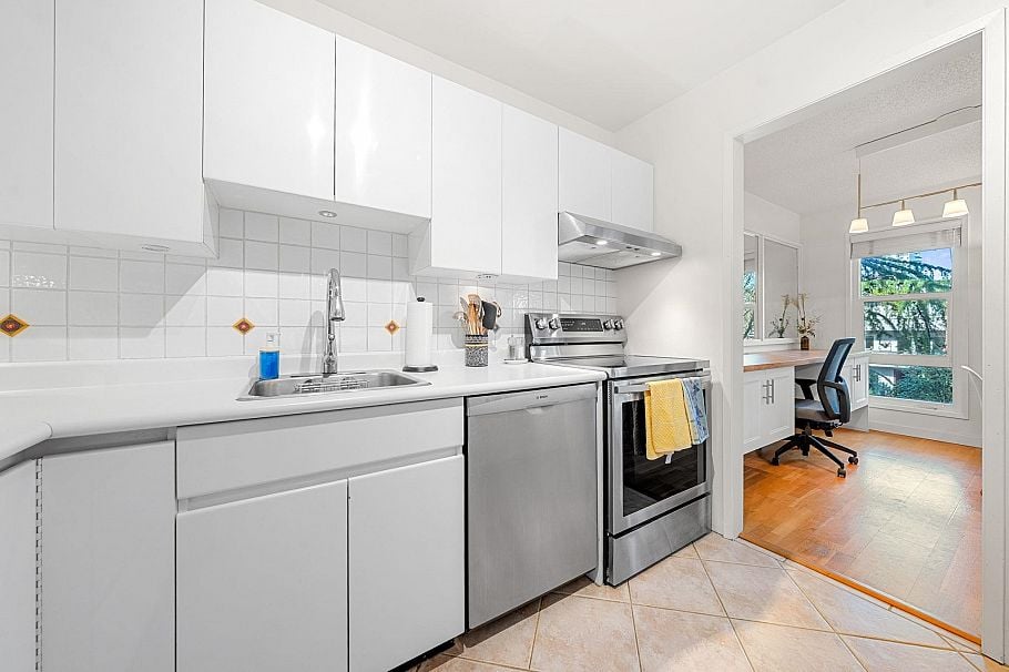 208 1266 W 13th Avenue Vancouver, BC - 15